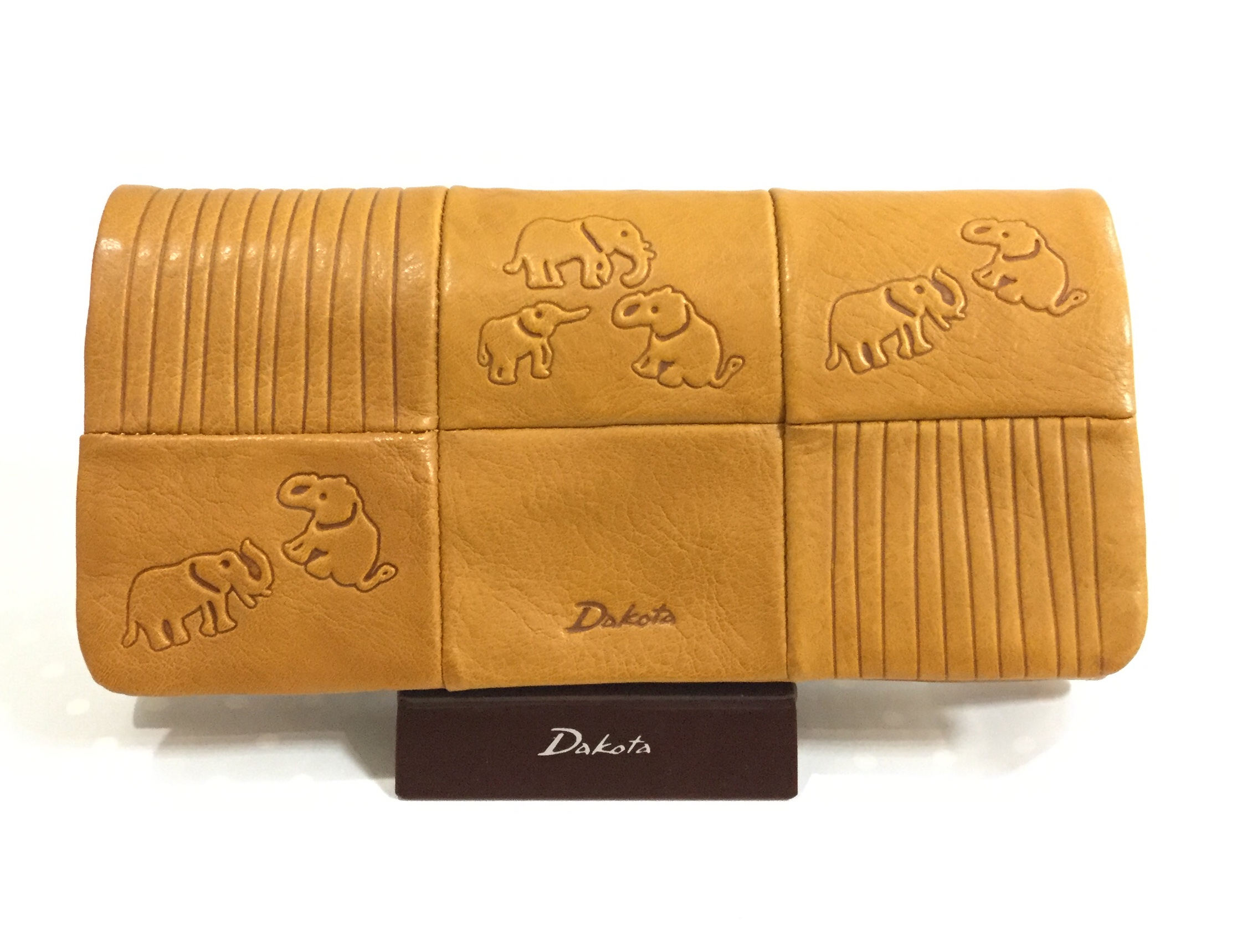 「Dakota」アンダンテシリーズ　かぶせ型長財布