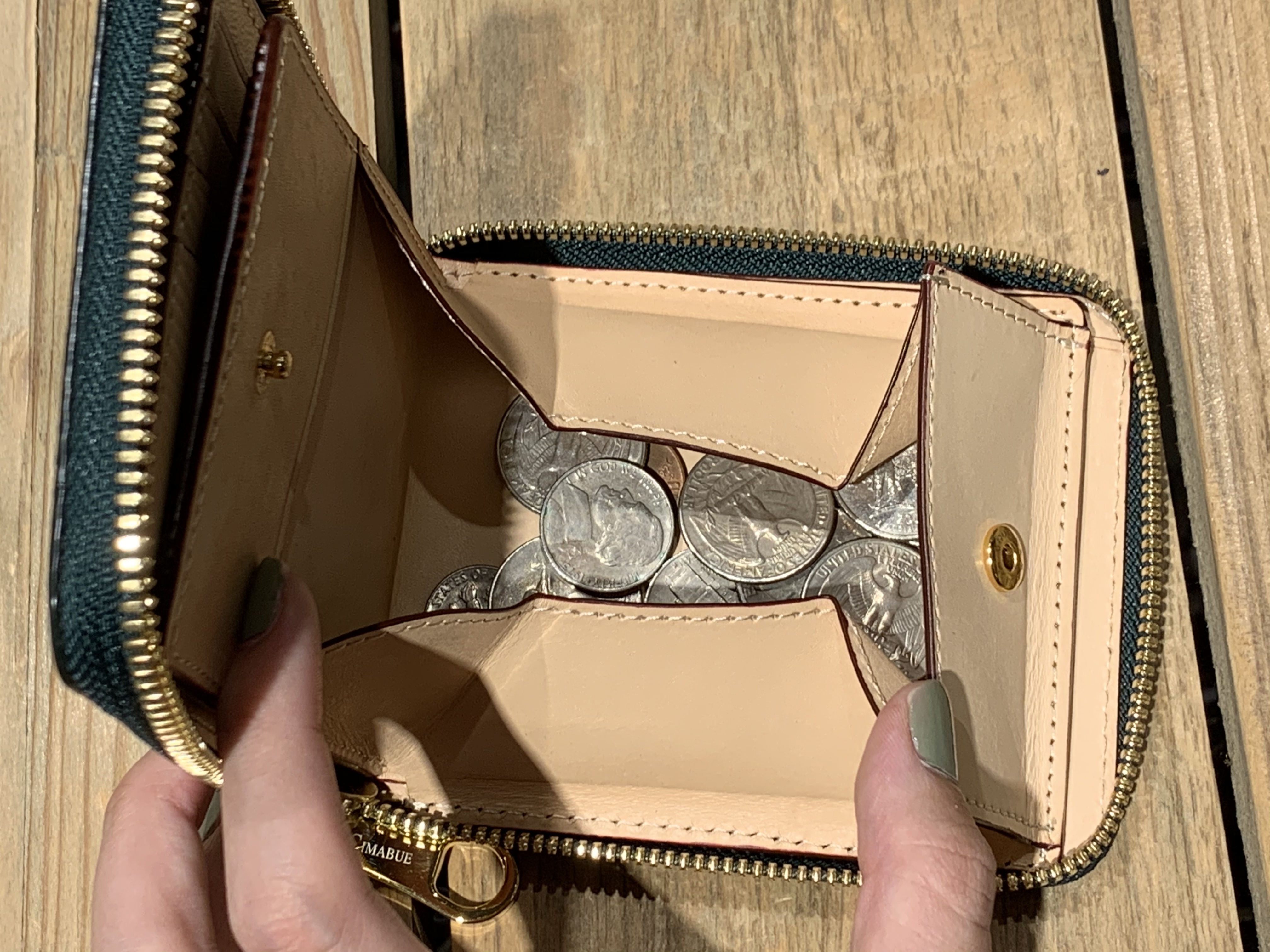 チマブエ / アニリンコードバン / 二つ折り財布   カバンのフジタ